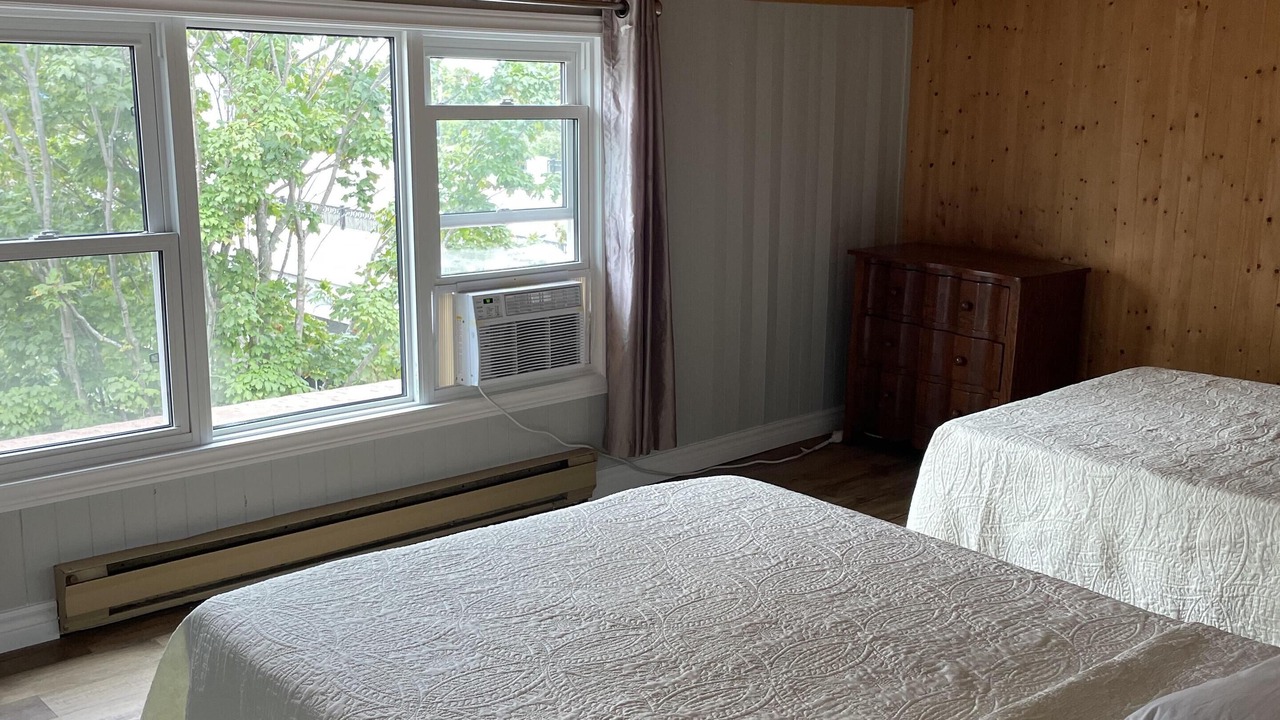 Photo of Bedroom in Wasaga Beach