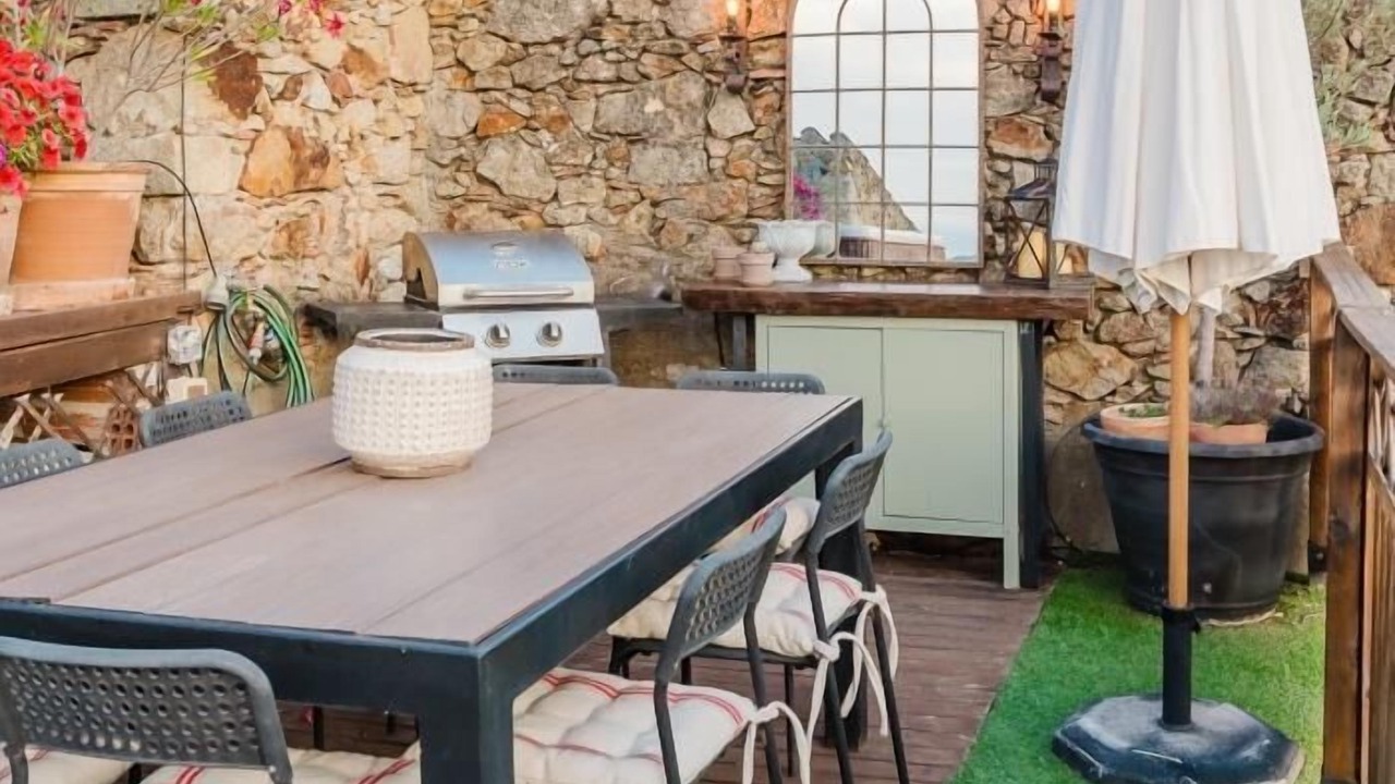 Photo of Outdoor in Pals