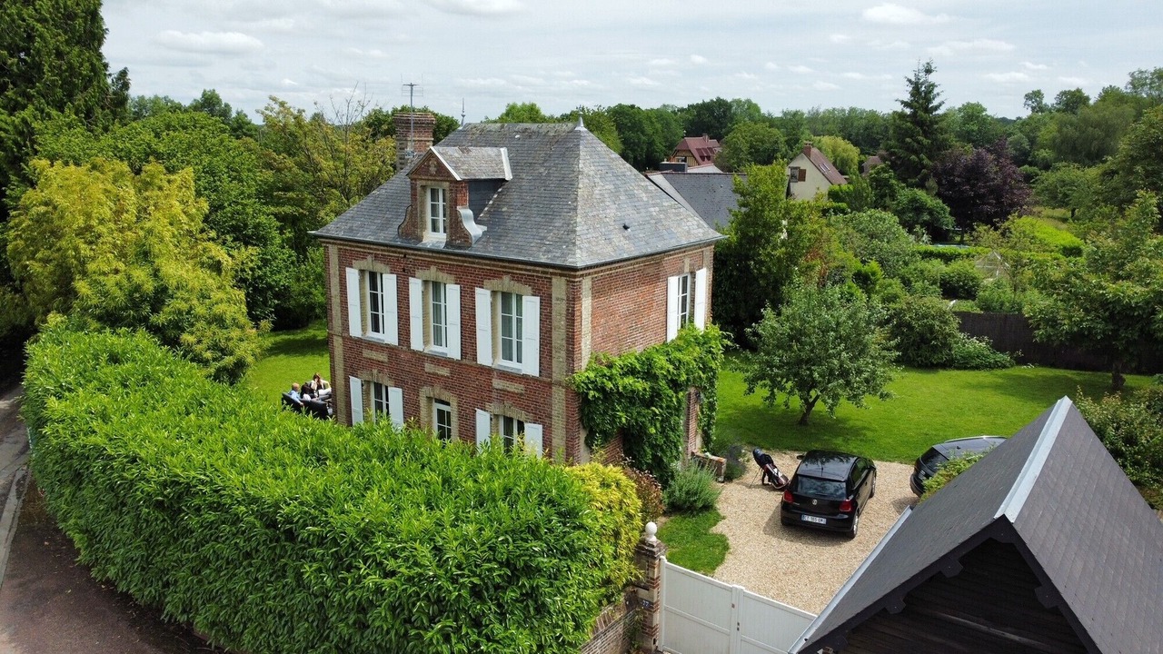 Photo of Outdoor in Bourgeauville