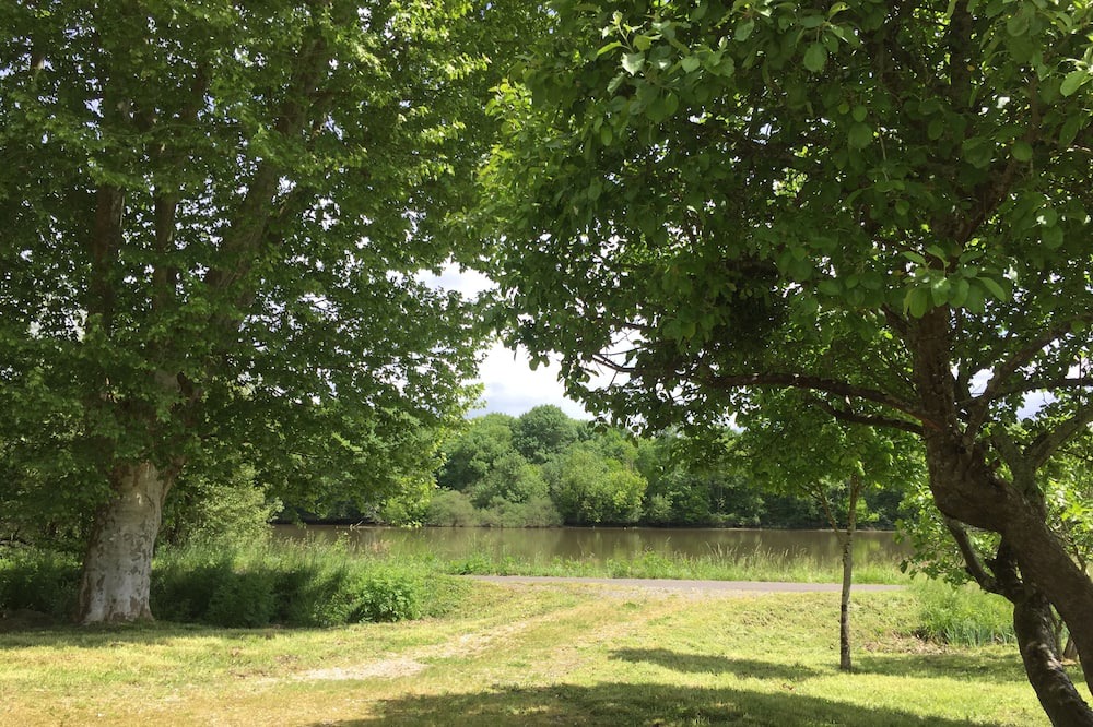 Photo of Outdoor in Sainte-Marie-de-Gosse