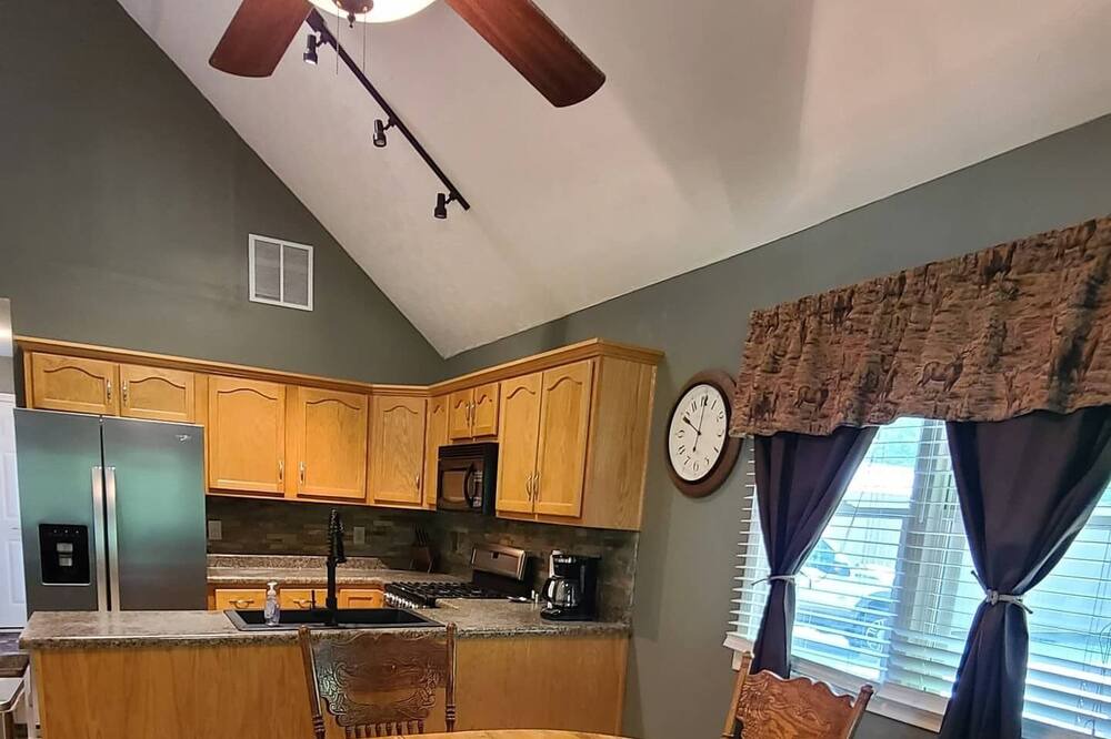 Photo of Kitchen in Russell Springs