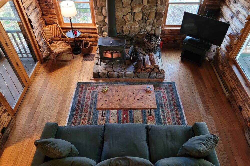 Photo of Others in Town of Bleecker