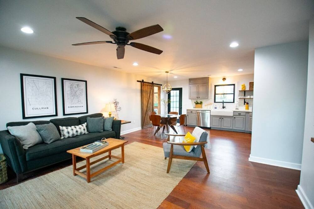 Photo of Livingroom in Cullman