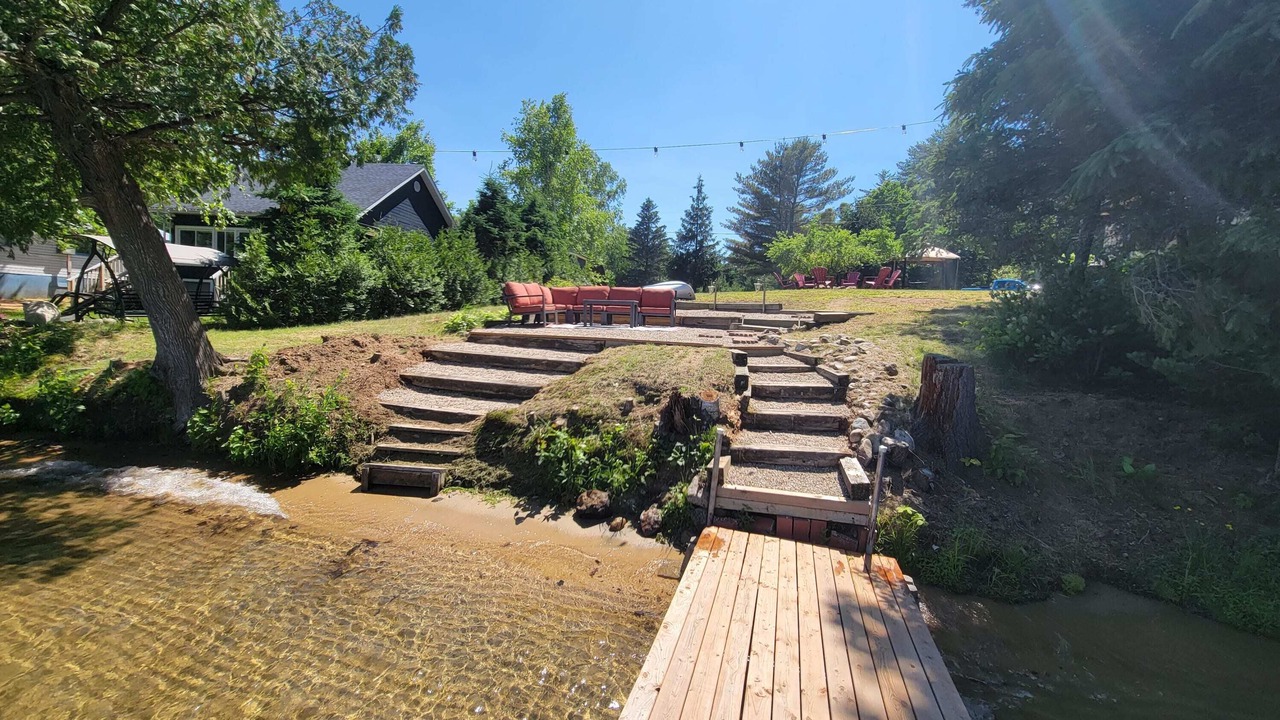 Photo of Outdoor in Low