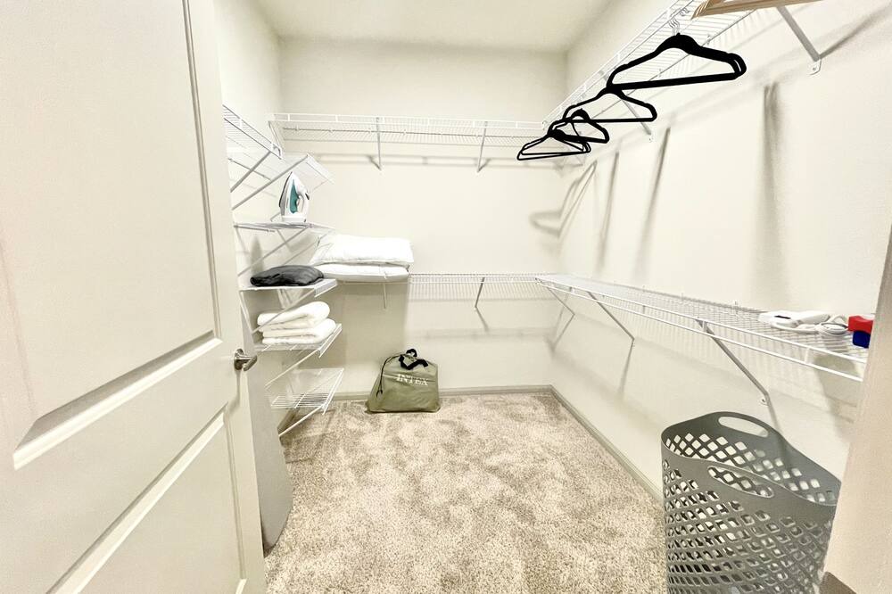 Photo of Bedroom in Pleasant Valley