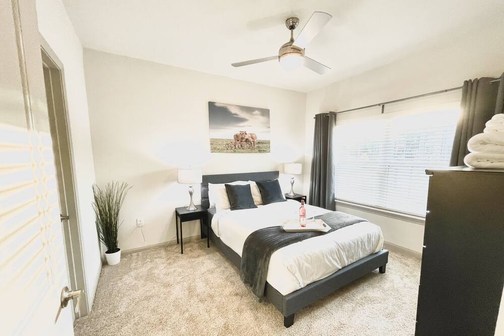 Photo of Bedroom in Pleasant Valley