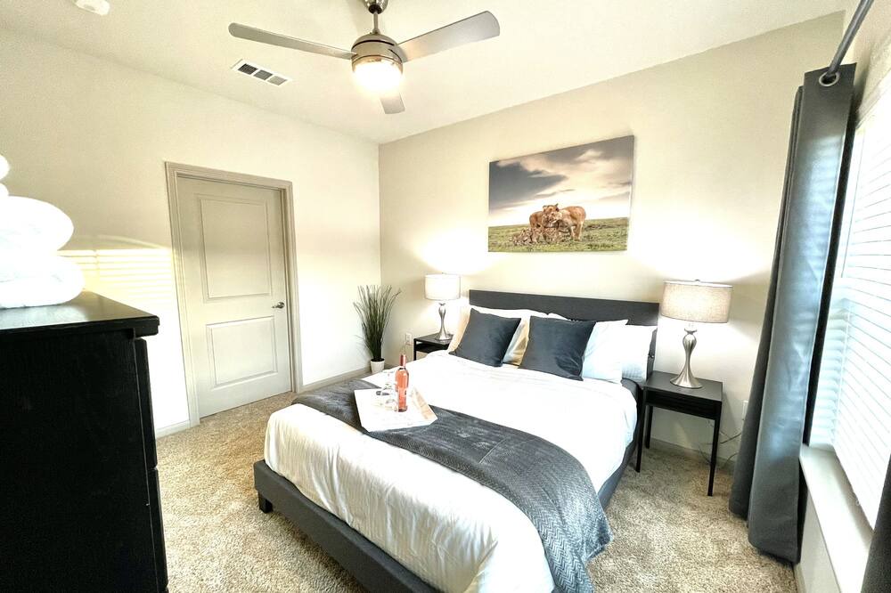 Photo of Bedroom in Pleasant Valley