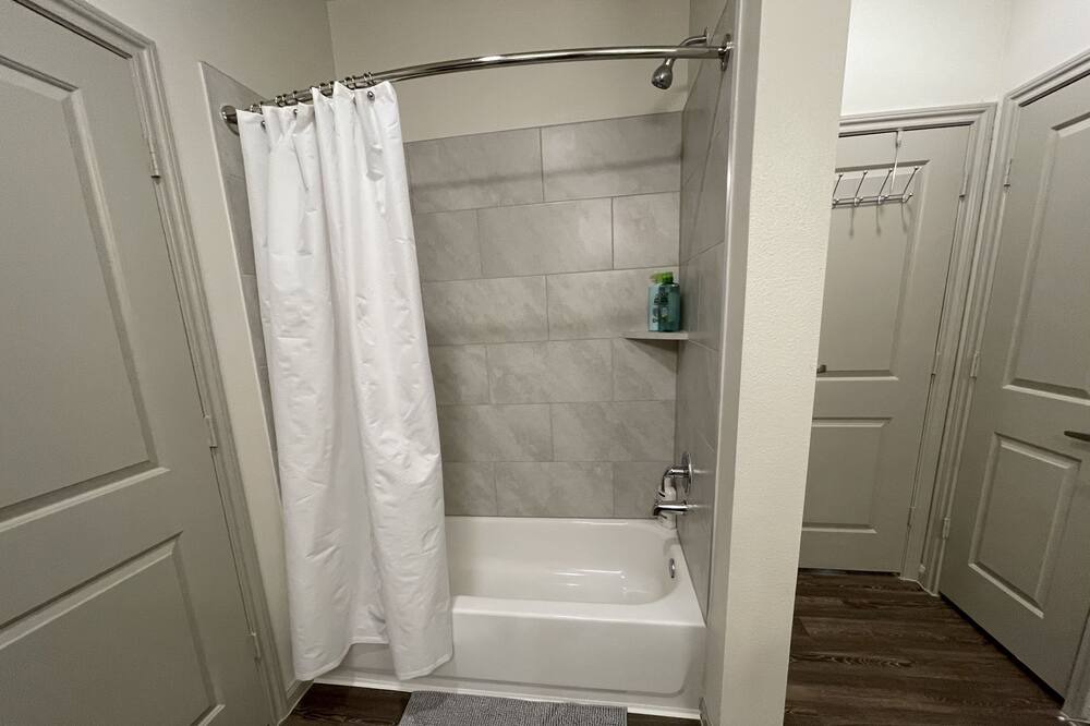 Photo of Bathroom in Pleasant Valley