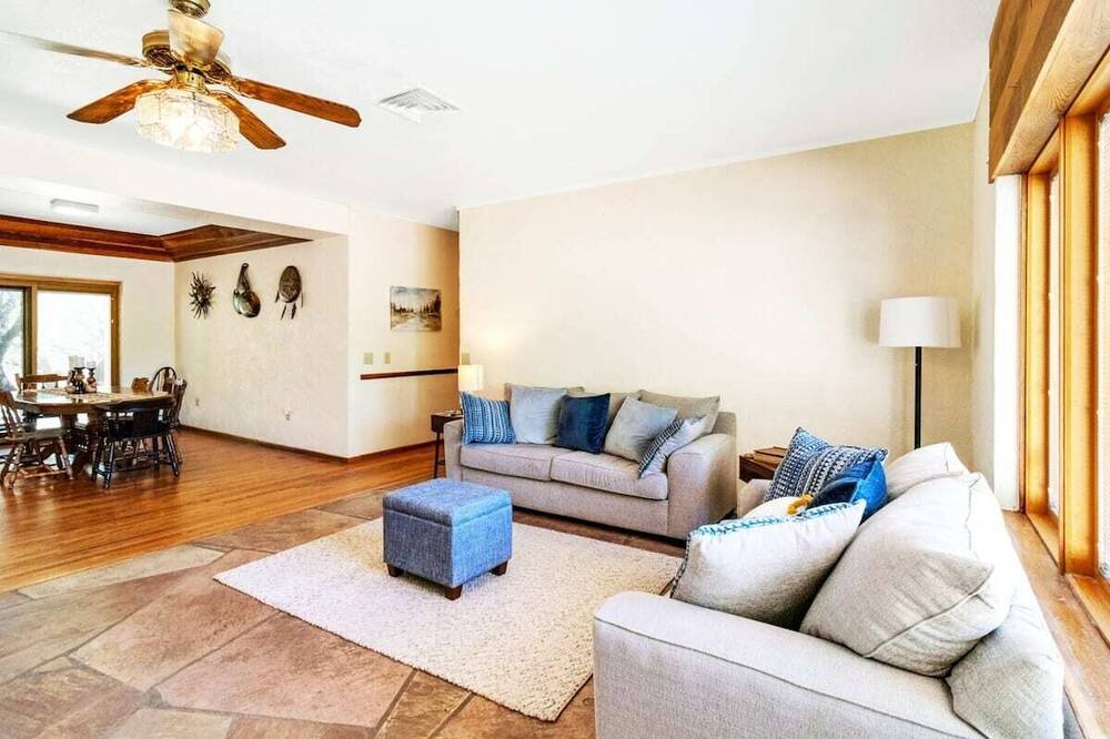 Photo of Livingroom in Sierra Vista Southeast