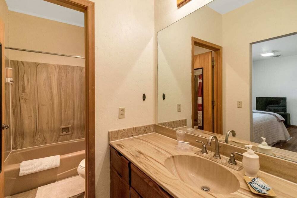 Photo of Bathroom in Sierra Vista Southeast