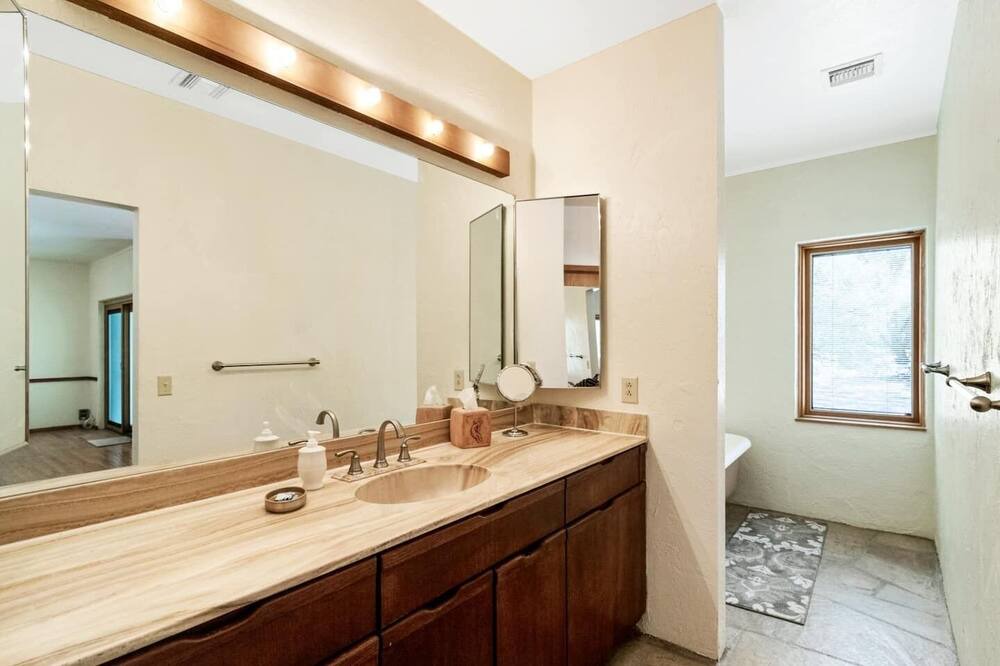 Photo of Bathroom in Sierra Vista Southeast