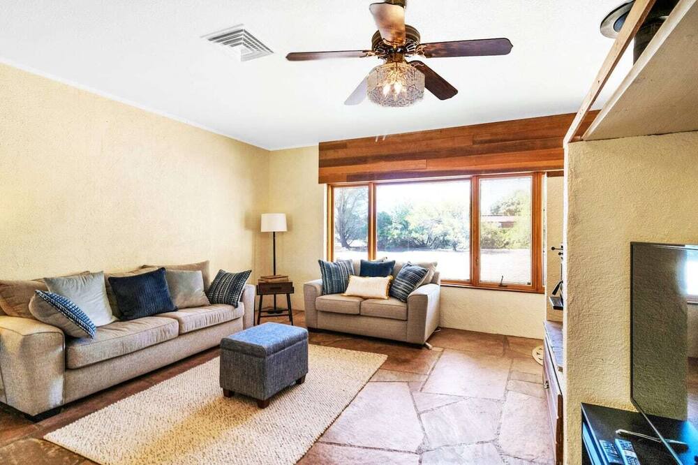 Photo of Livingroom in Sierra Vista Southeast