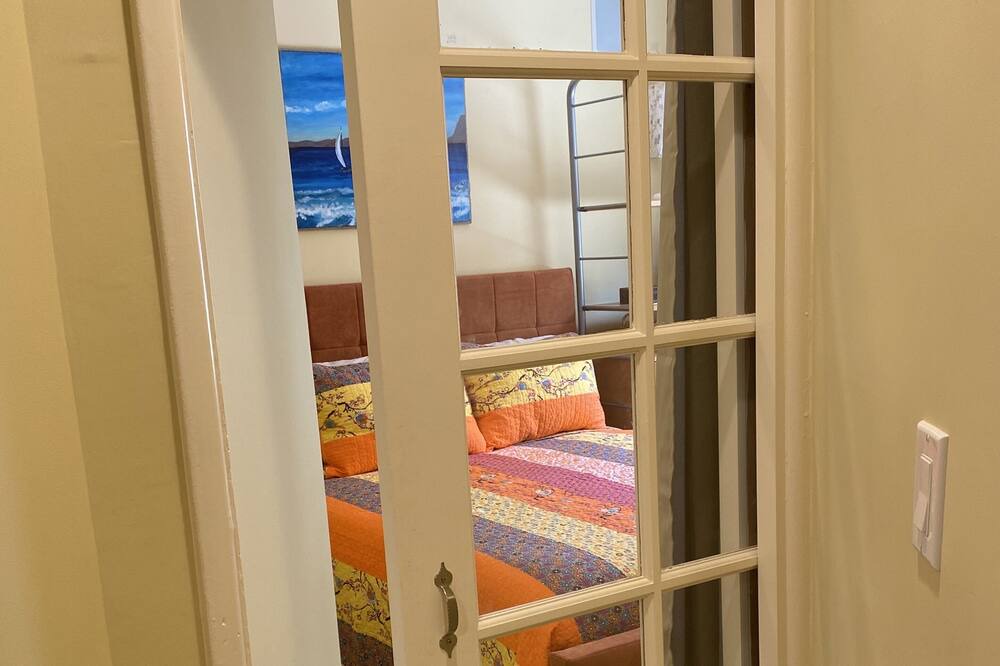 Photo of Bedroom in Hollywood Beach
