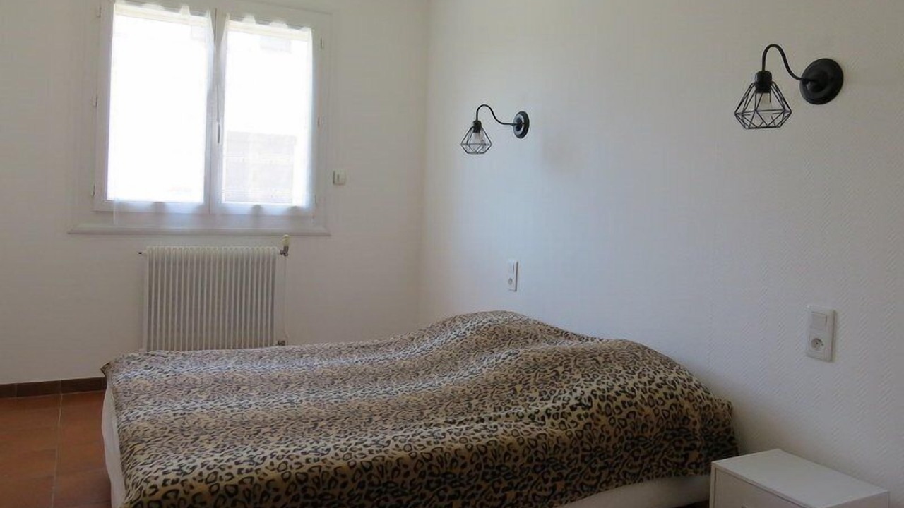 Photo of Bedroom in Pia