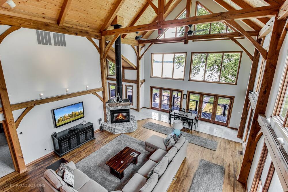 Photo of Livingroom in Bass Lake