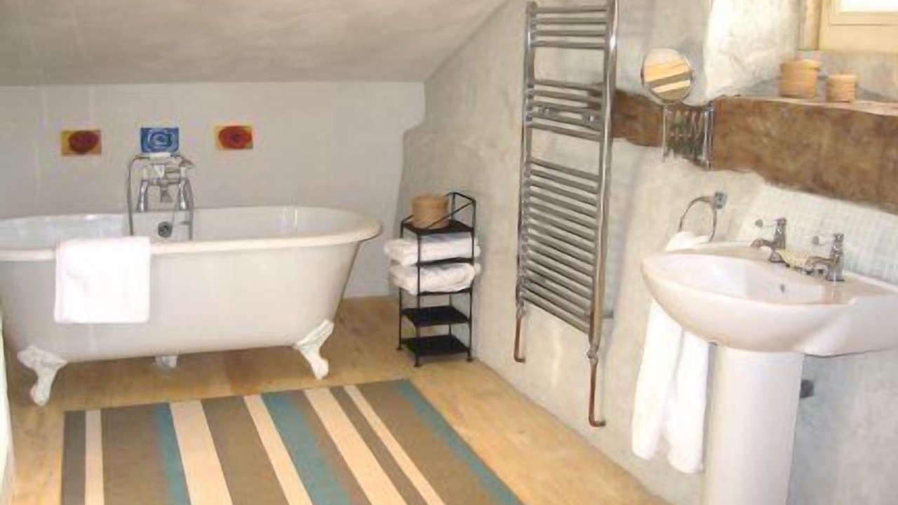 Photo of Bathroom in Monjoi