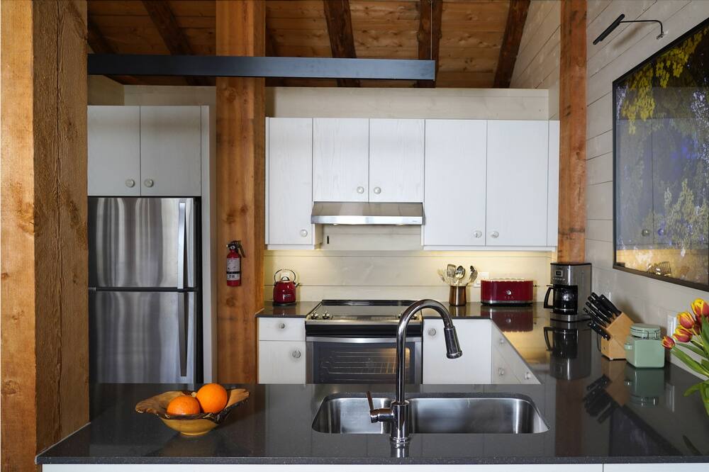 Photo of Kitchen in Utterson