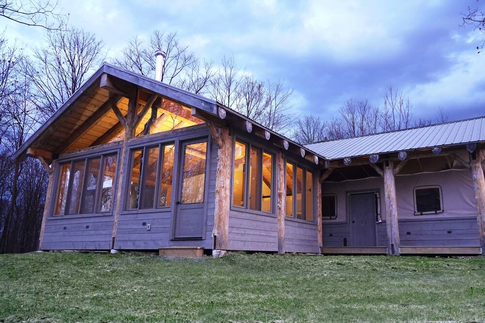 Photo of Outdoor in Utterson