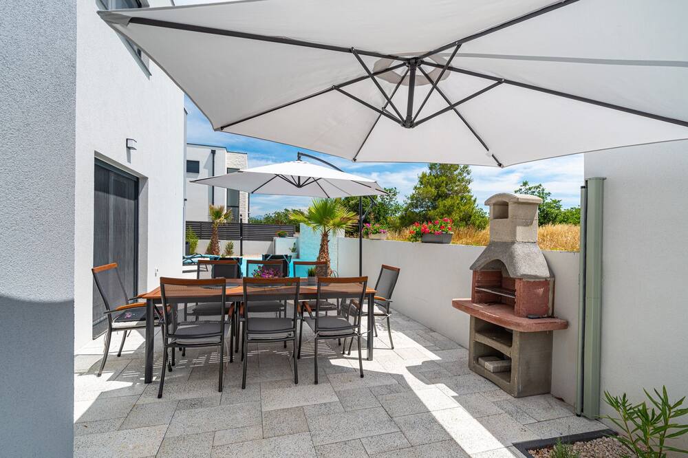 Photo of Patio Balcony in Nin