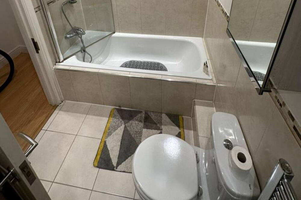 Photo of Bathroom in Newbury