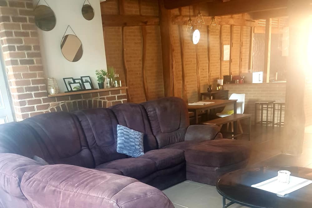 Photo of Livingroom in Rocroi