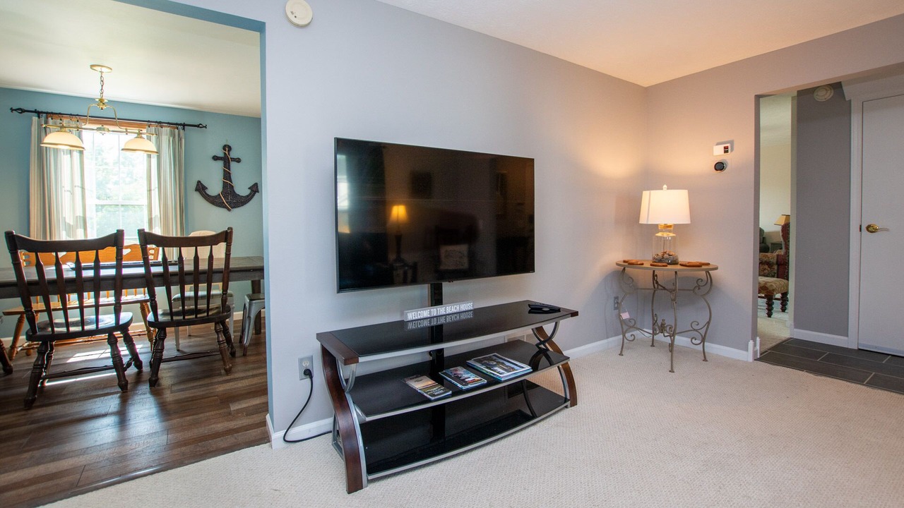 Photo of Livingroom in Romulus