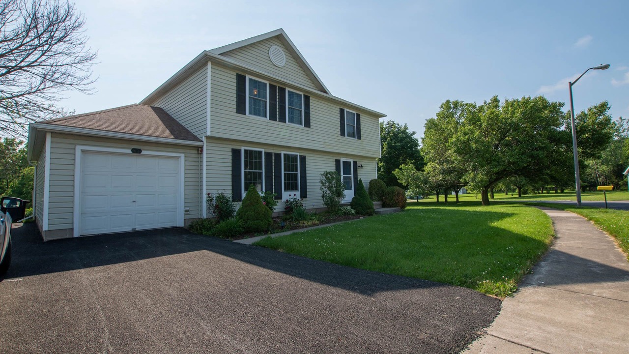 Photo of Outdoor in Romulus