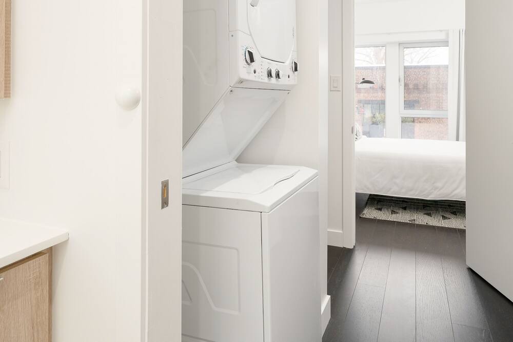 Photo of Bedroom in Griffintown