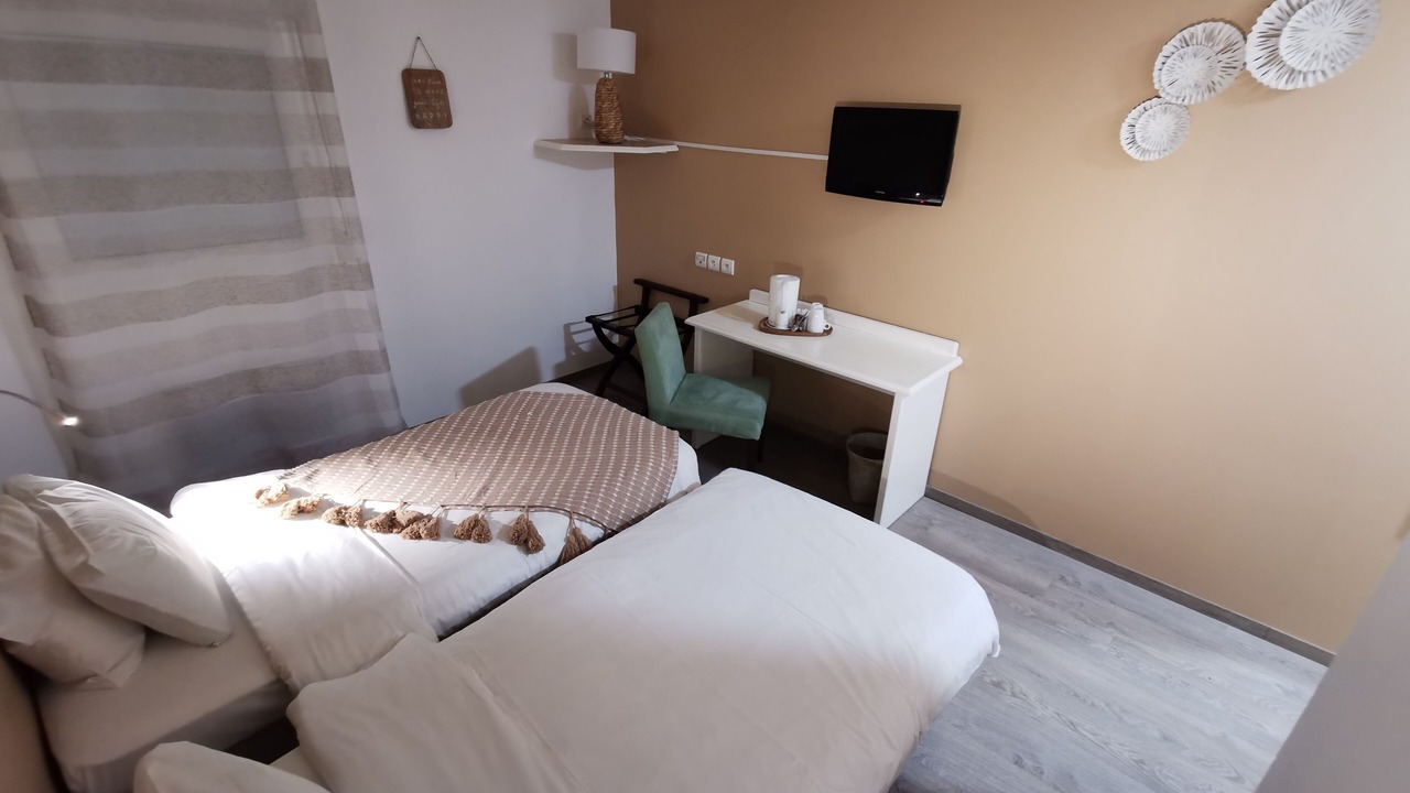 Photo of Bedroom in Amberieu-en-Bugey