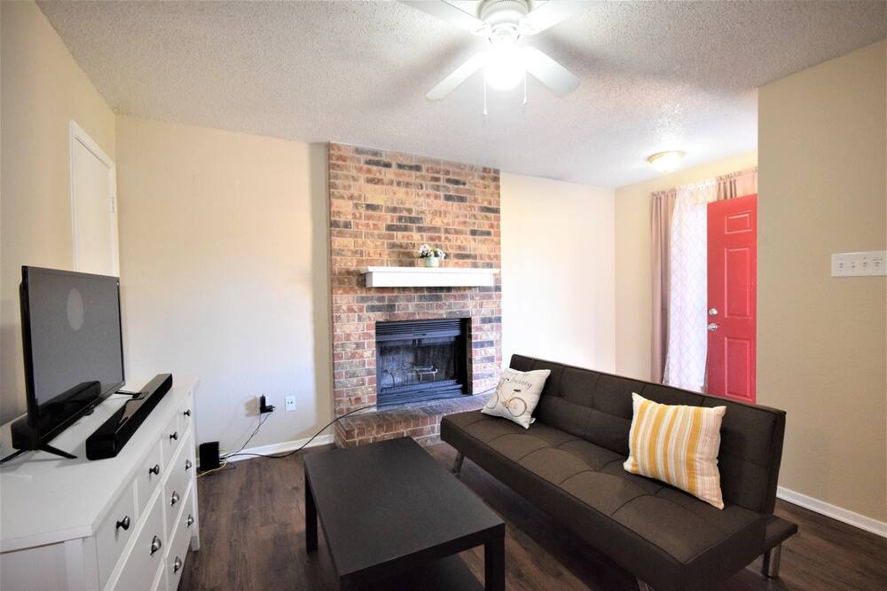 Photo of Livingroom in Fort Worth