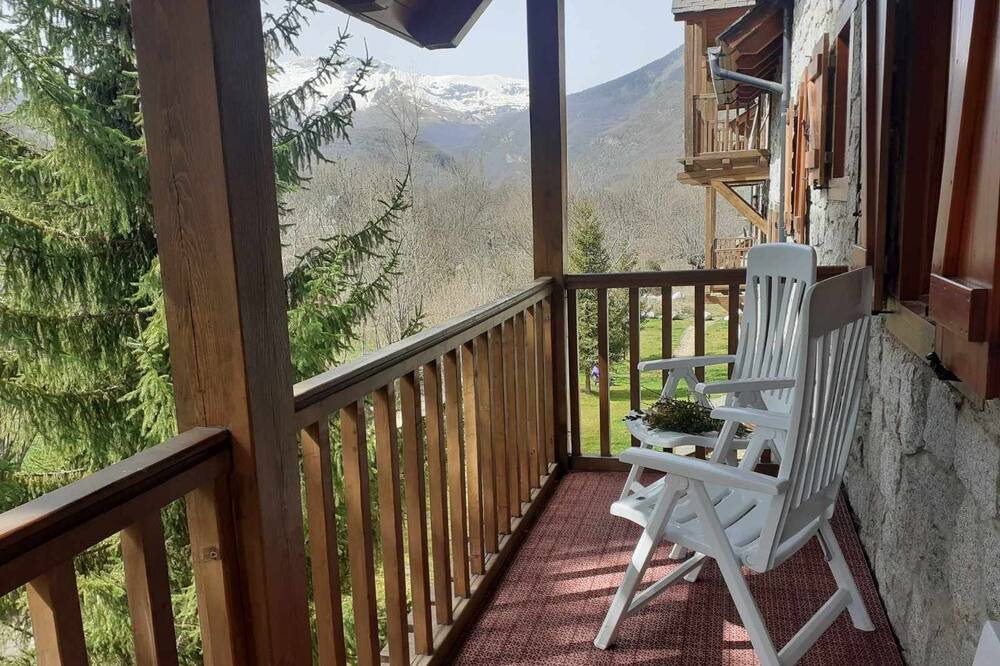 Photo of Patio Balcony in Linsoles