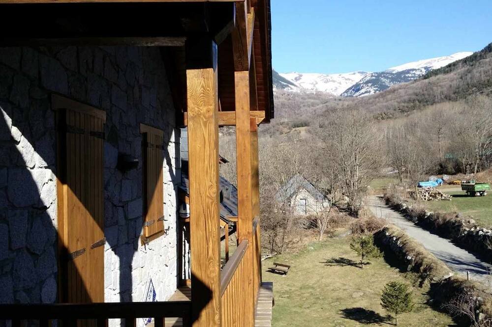 Photo of Outdoor in Linsoles