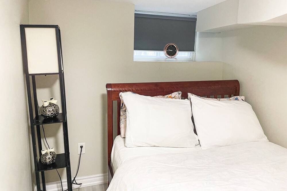 Photo of Bedroom in Hamilton