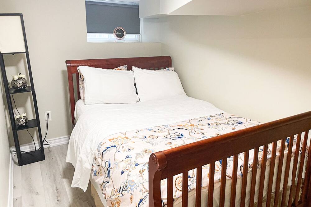Photo of Bedroom in Hamilton