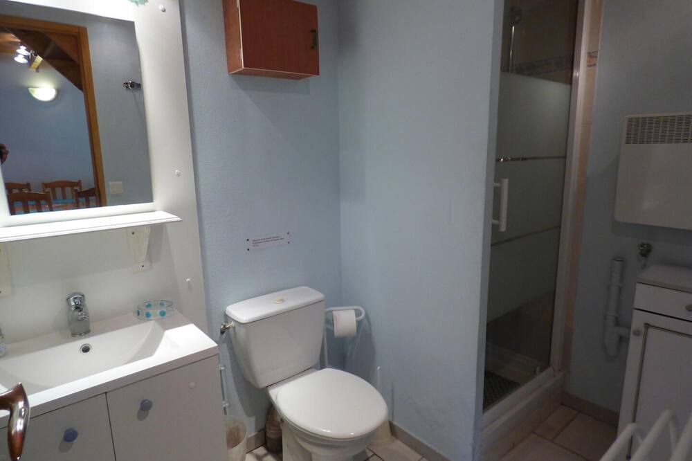 Photo of Bathroom in Crecy-en-Ponthieu