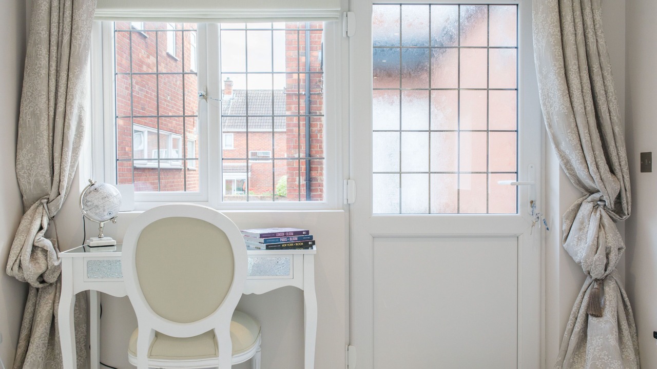 Photo of Others in Little Holland