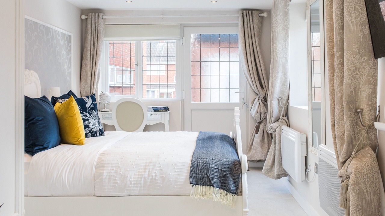 Photo of Others in Little Holland