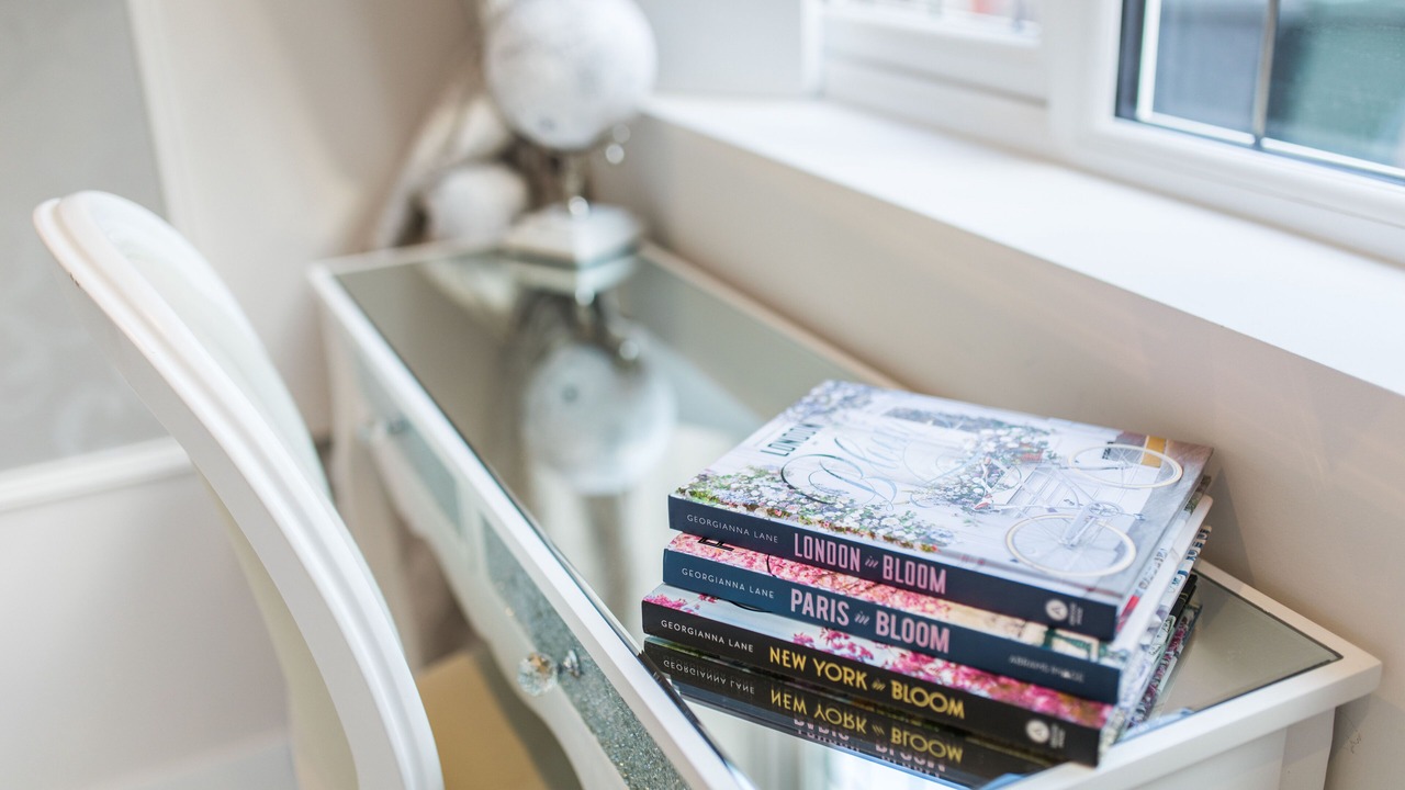 Photo of Others in Little Holland