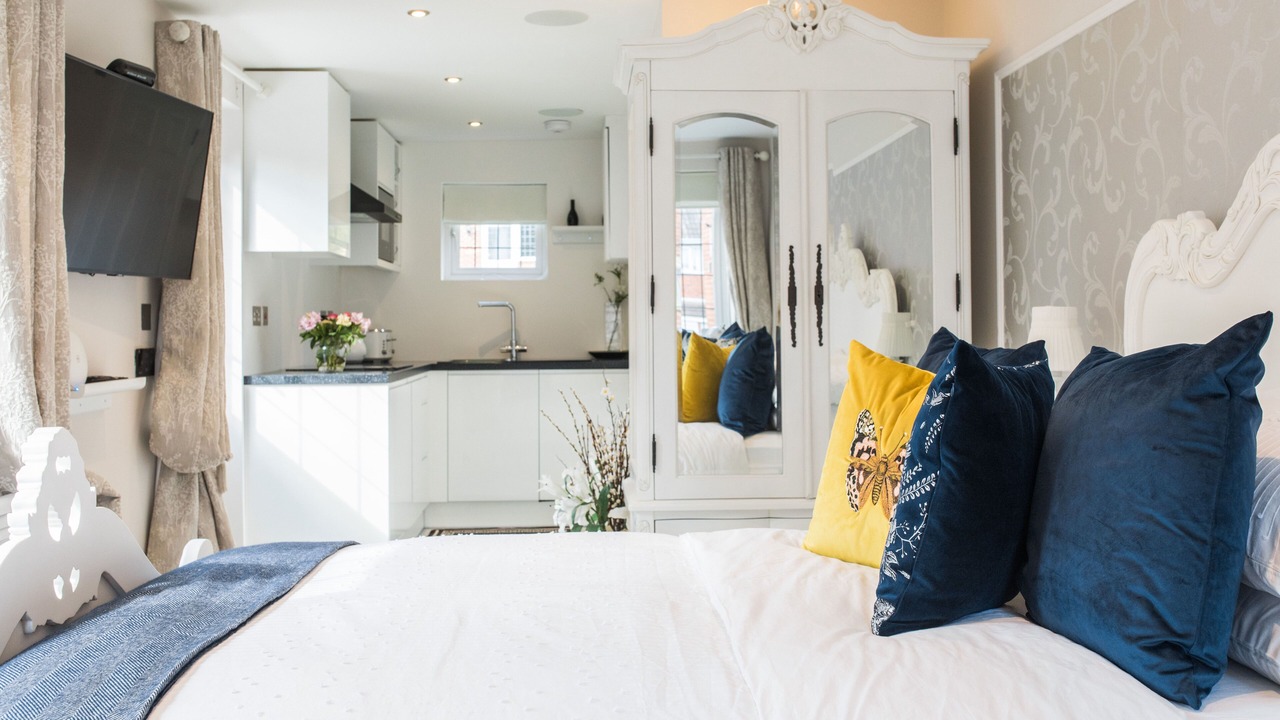 Photo of Others in Little Holland