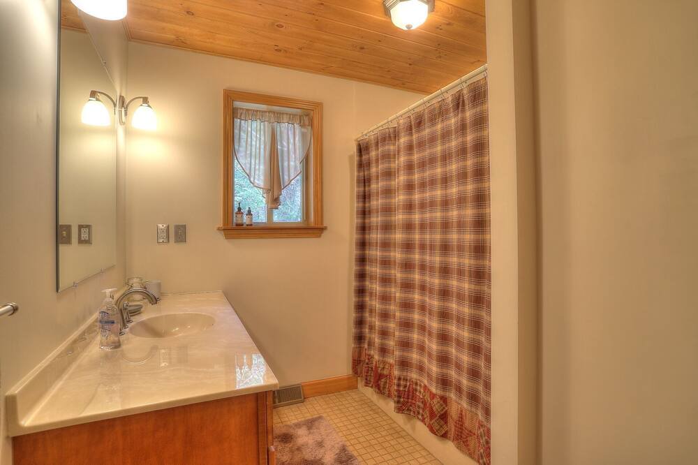 Photo of Bathroom in Rangeley