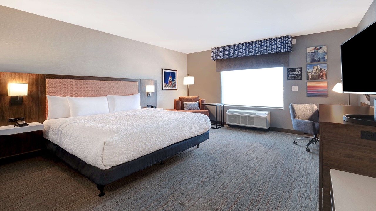 Photo of Bedroom in Crown Point