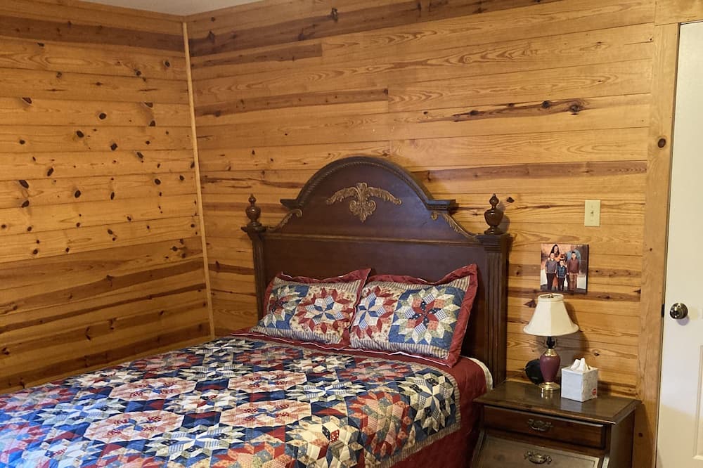 Photo of Others in Hardy