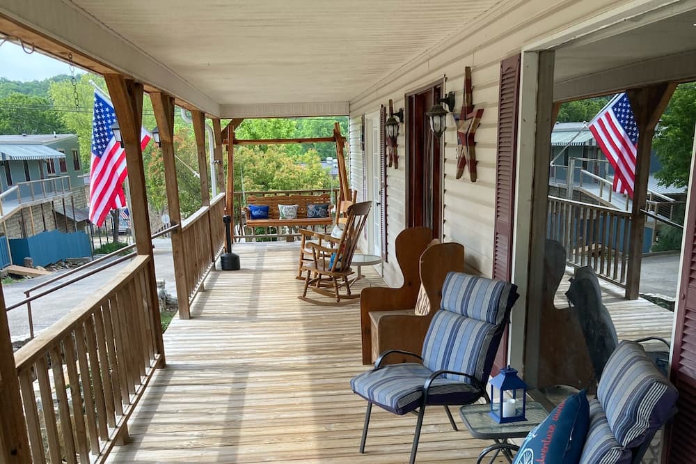 Photo of Outdoor in Hardy