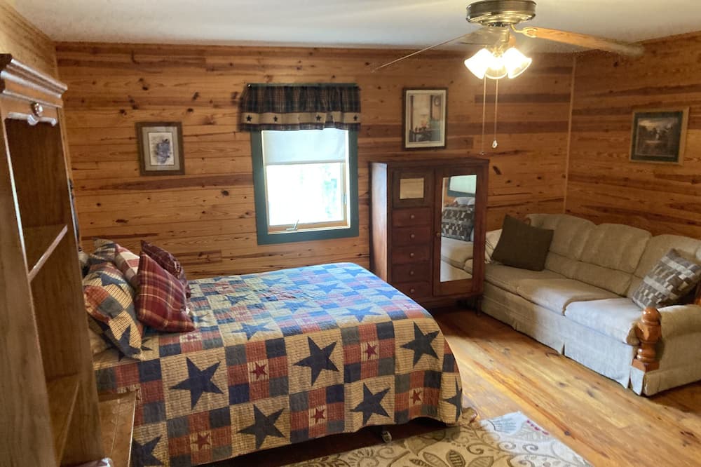 Photo of Others in Hardy