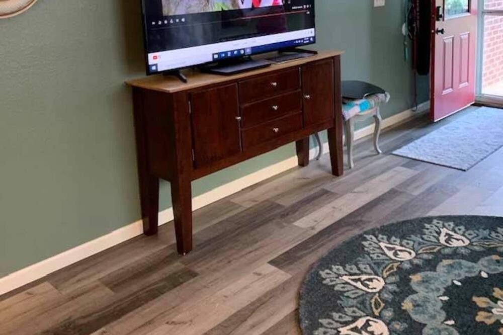 Photo of Bedroom in Holts Summit