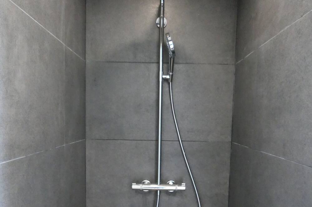 Photo of Bathroom in Loix