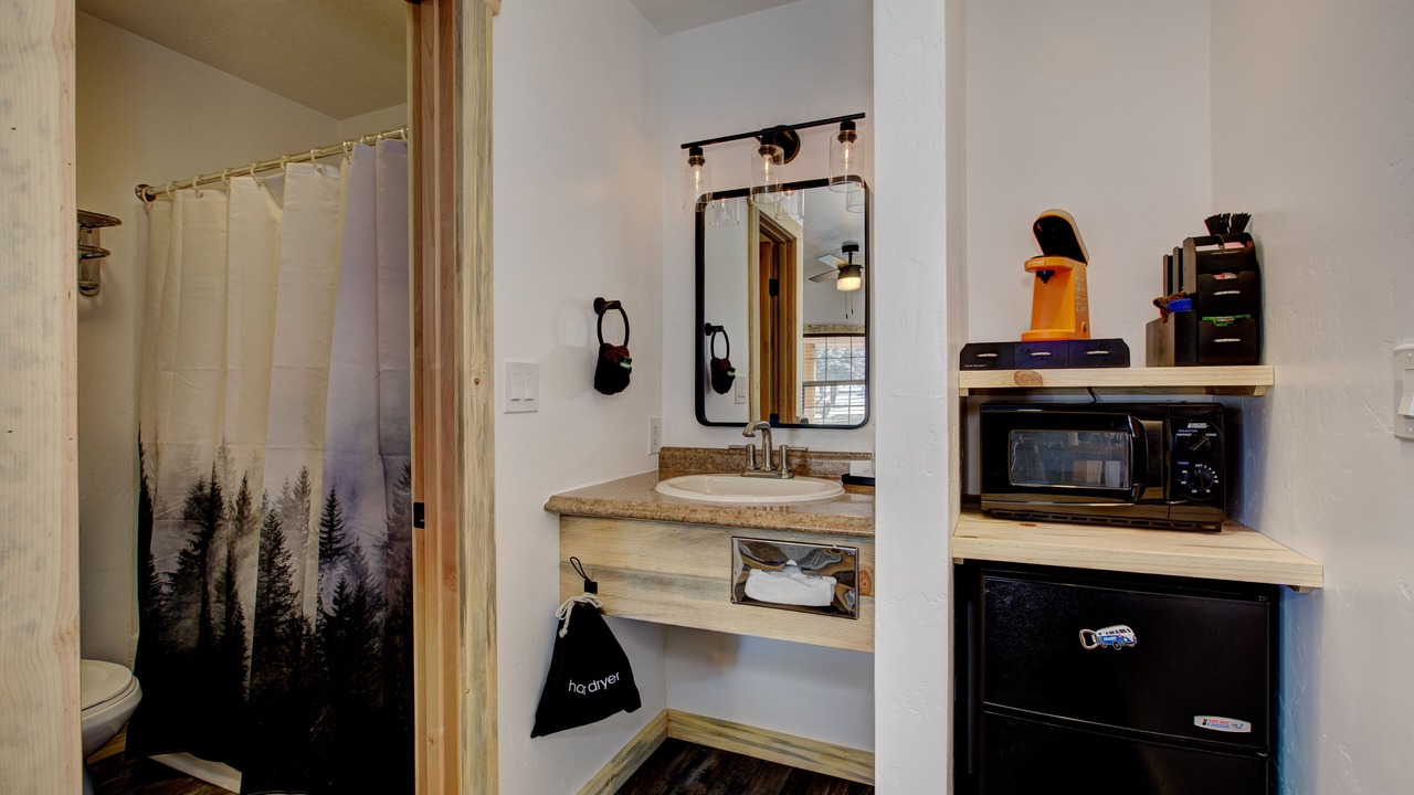 Photo of Bathroom in Cascade