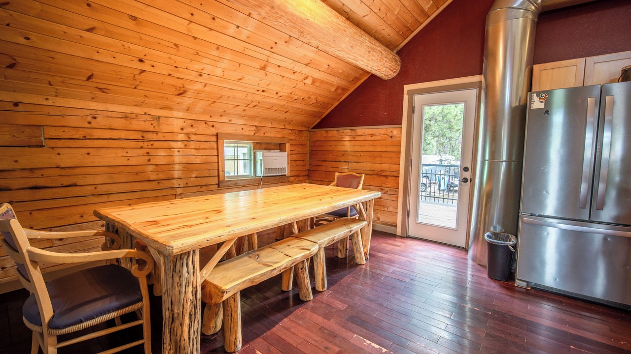 Photo of Bedroom in Cascade
