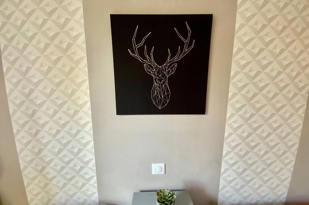 Photo of Bedroom in Antigone