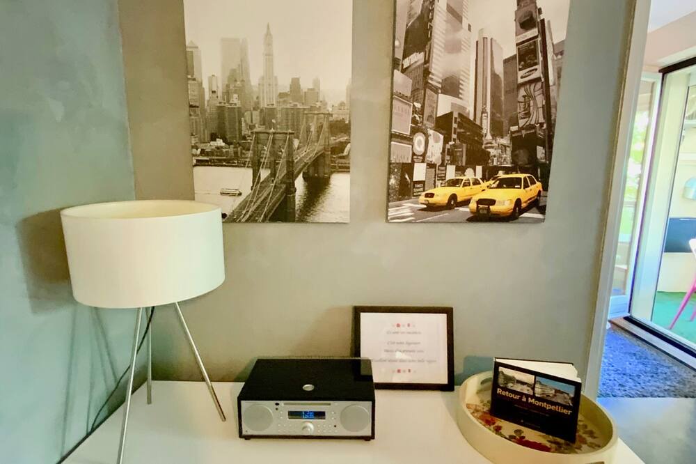 Photo of Bedroom in Antigone